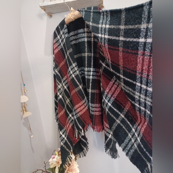 Knit open shawl poncho sweater - Picture 7 of 7